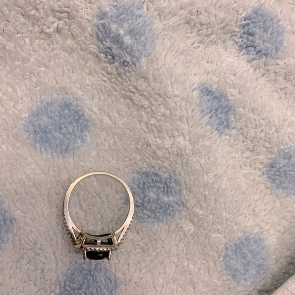 925 silver simulated sapphire cubic zirconia ring - Picture 4 of 5